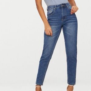 PrettyLittleThing Mid Wash Mom Jeans